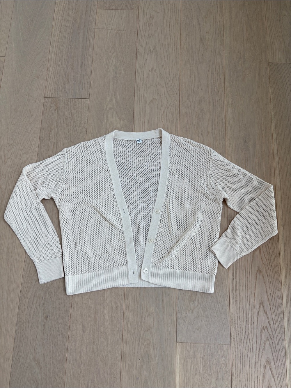 Uniqlo Cream Open-Weave Button Cardigan